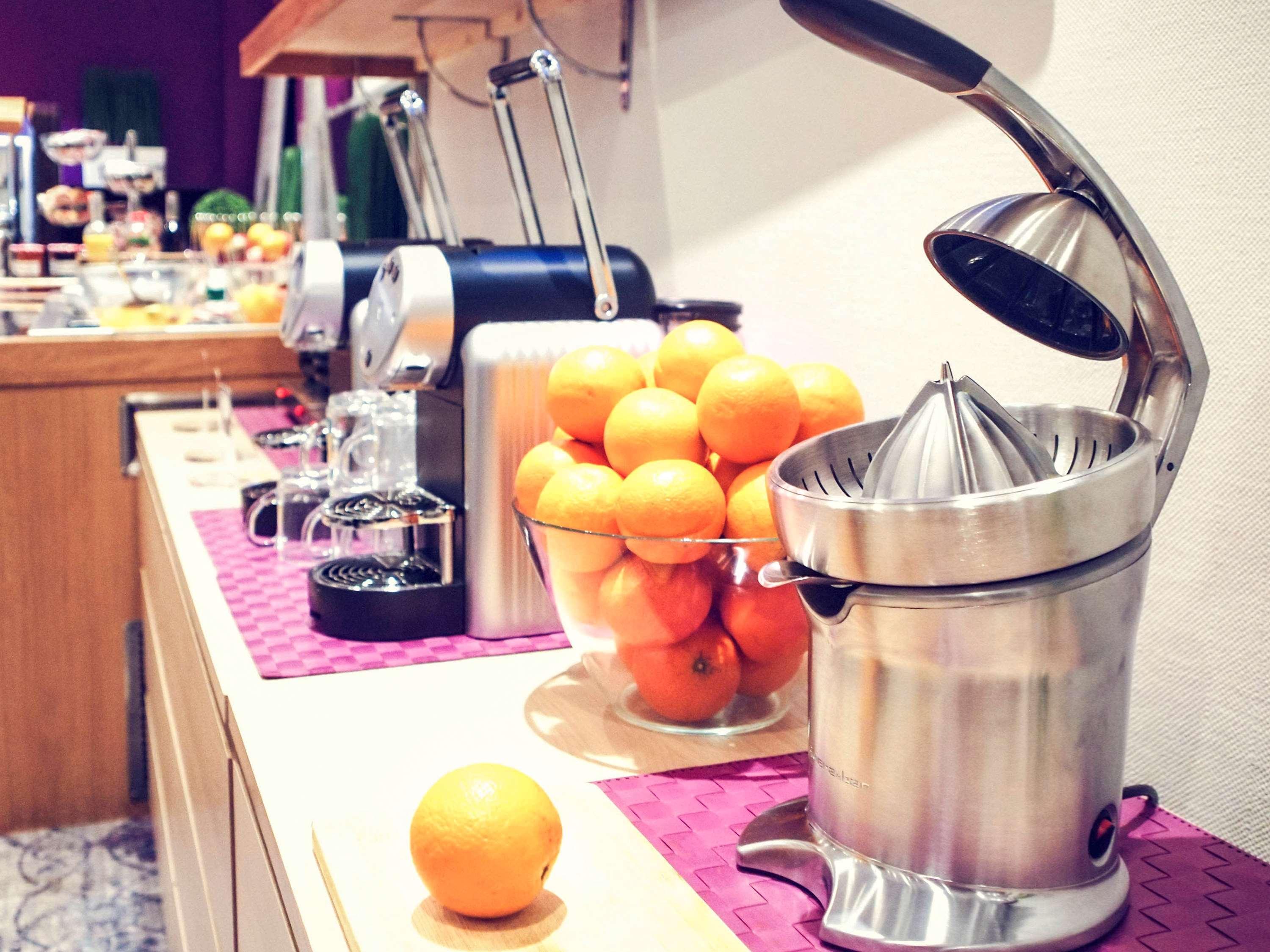 Mercure Angers Centre Gare Екстериор снимка