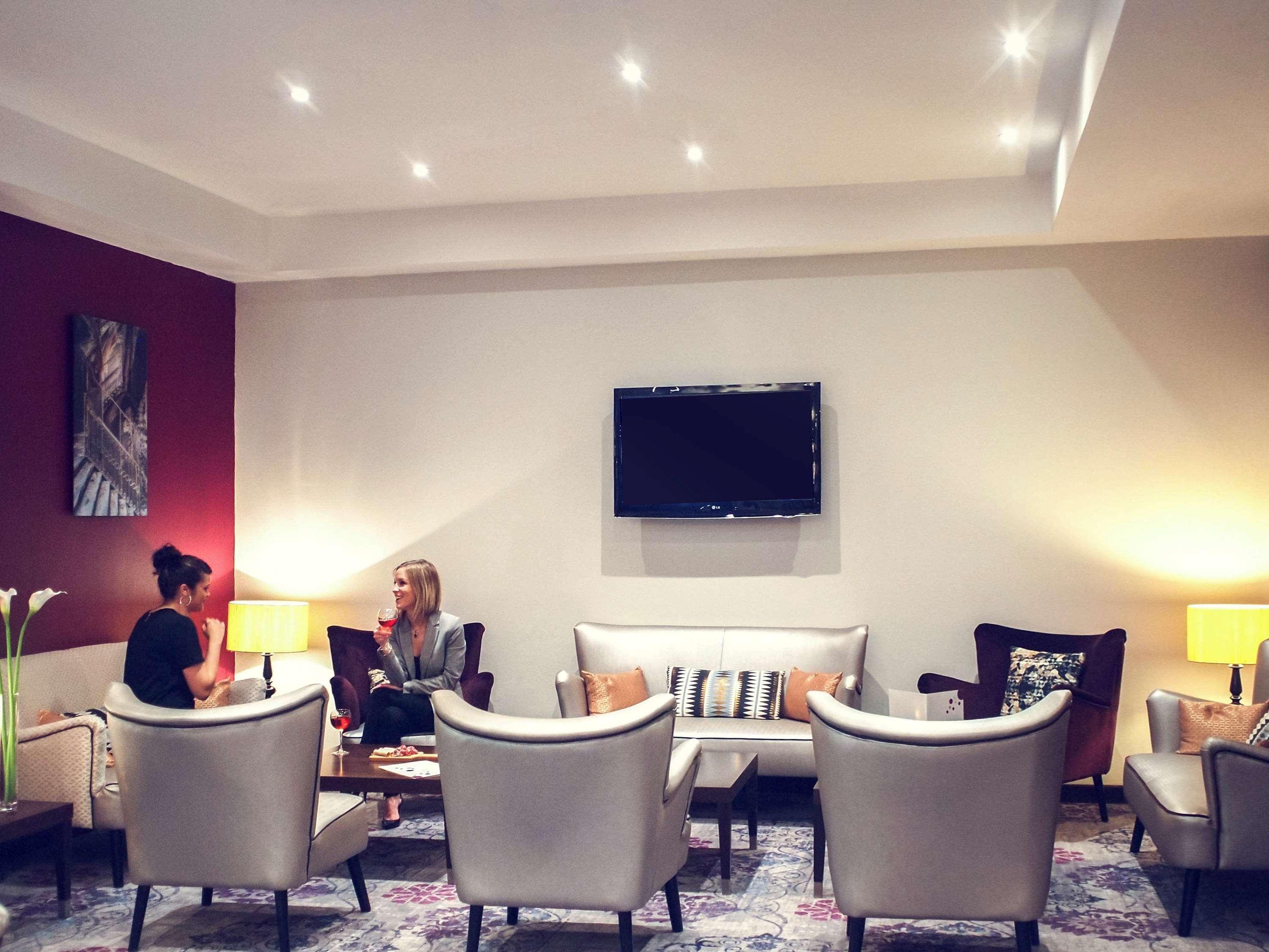 Mercure Angers Centre Gare Екстериор снимка