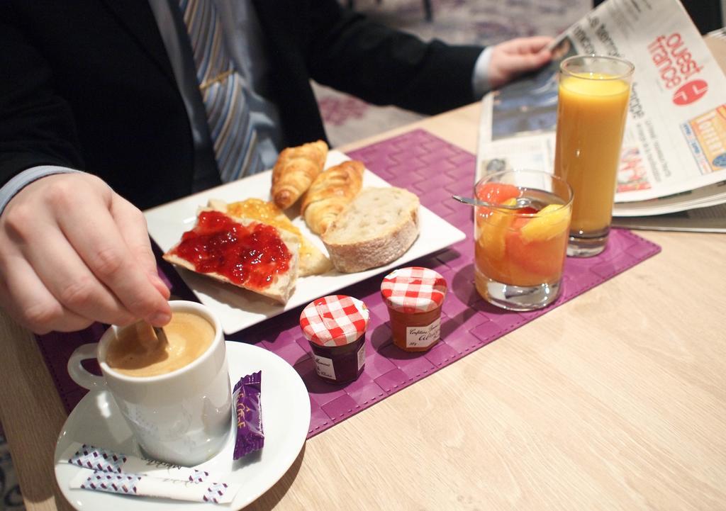 Mercure Angers Centre Gare Екстериор снимка