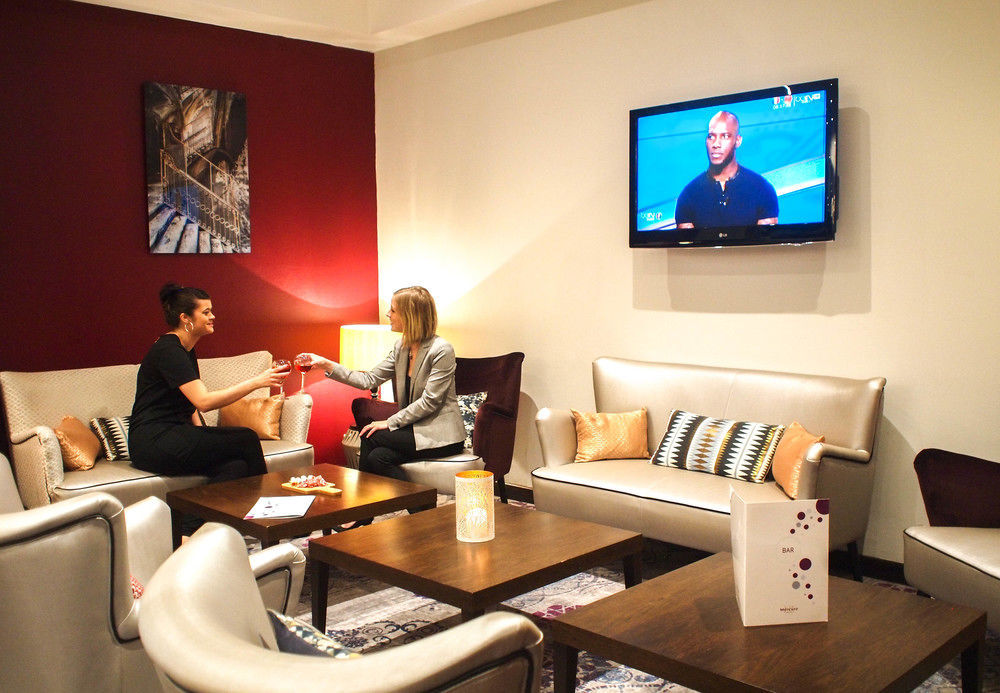 Mercure Angers Centre Gare Екстериор снимка